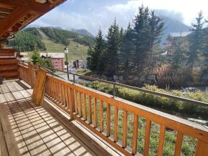 Fotografia z galérie ubytovania Appartement 6 pers - Terrasse - Parking - Animaux acceptés - FR-1-445-184 v destinácii Montgenèvre