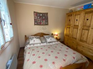Fotografia z galérie ubytovania Appartement 6 pers - Terrasse - Parking - Animaux acceptés - FR-1-445-184 v destinácii Montgenèvre + 10 fotografií