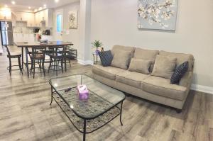 A seating area at Charming, Comfortable Bsmt Apartment in Pickering