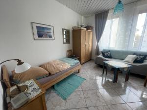 Ruang duduk di Attraktive 2 Zimmer Wohnung in Toplage, Nähe Messe