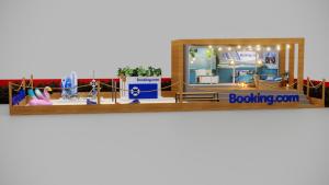 uma exibição de um quarto com uma livraria em Bangalô Praia Booking em São Paulo