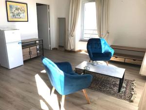 Gallery image of Appartement très lumineux avec belle vue dégagée in Rochefort-en-Terre +14 photos