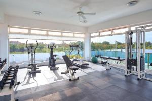 Fitness centrum a/nebo fitness zařízení v ubytování Elegant Blue Sky View Lux at Juan Dolio Las Velas