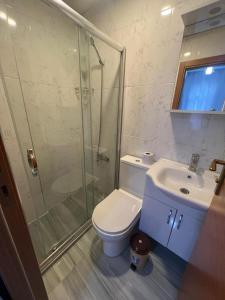 Koupelna v ubytování GRAND Deniz Hotel