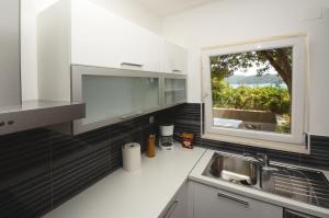 Kuchyň nebo kuchyňský kout v ubytování Villa Korcula