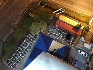 an overhead view of a restaurant with a bunch of tables at The One Boutique Hotel in Sekinchan