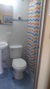 Koupelna v ubytování Hostal kuntur cusco