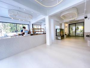 Lobbyen eller receptionen på The Corner มุมม่วน คาเฟ่ แอนด์ โฮสเทล MumMuan hostel