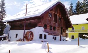 Heuholzmühle Privatzimmer v zimě