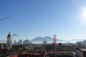 A general mountain view or a mountain view taken from a panziókat
