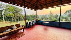 Posezení v ubytování Madan Homestay
