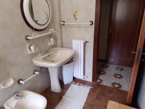 Bilik mandi di Risveglio al Sole