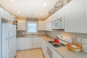 Φωτογραφία από το άλμπουμ του Pinellas Pair σε North Topsail Beach +10 φωτογραφίες