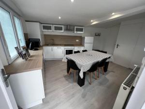 Η κουζίνα ή μικρή κουζίνα στο Location proche Ault,Cayeux-sur-Mer,Le Tréport +7 φωτογραφίες