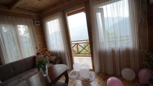 Area soggiorno di House in the clouds&სახლი ღრუბლებში