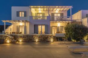 Uma varanda ou terraço em Sea Wind Villas and Suites
