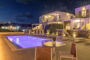 A piscina localizada em Sea Wind Villas and Suites ou nos arredores