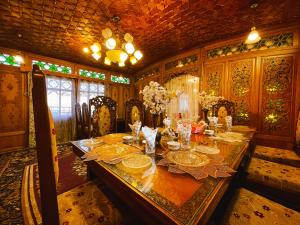 Foto dalla galleria di The Heritage Gemini Group of Houseboat a Srinagar