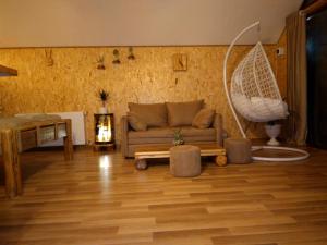 Χώρος καθιστικού στο Kazbegi cottages qabarjina
