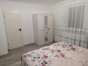 Postel nebo postele na pokoji v ubytování EBS Paradies