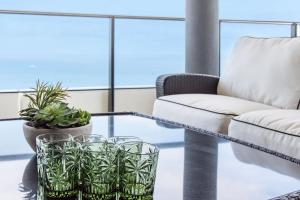 Area soggiorno di Sub Penthouse Oracle 46th floor - GC Getaways