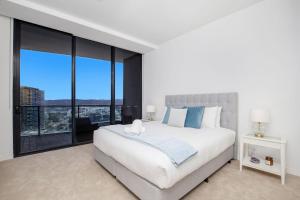 Letto o letti in una camera di Sub Penthouse Oracle 46th floor - GC Getaways