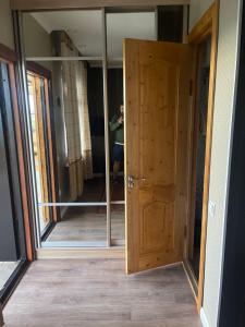 Imagem da galeria de Santa Monica em Chon-Oryuktyu mais 12 fotografias