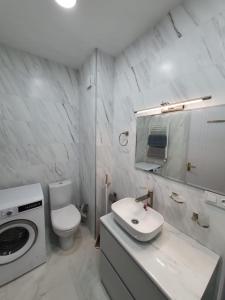 Koupelna v ubytování New Gudauri Twins, 436, Lovely Studio