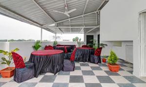 Foto dalla galleria di Treebo Hotel Rk Inn, Railway Station a Nagpur