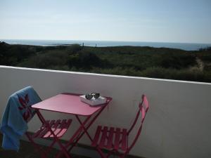 Imagen de la galería de Hôtel de la Petite Plage, en Saint-Georges-dʼOléron
