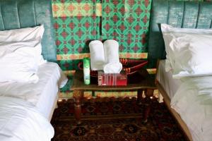 Una cama o camas en una habitación de Rashid Desert Private Camp