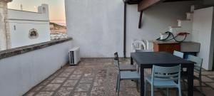 Kuchnia lub aneks kuchenny w obiekcie Casa a Santa Maria di Leuca