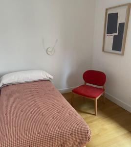 Postel nebo postele na pokoji v ubytování Ático con preciosa terraza en Algorta