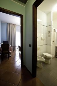 Koupelna v ubytování Hotel Nastro Azzurro