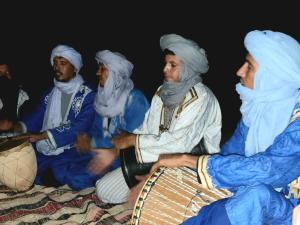 Clients de l'établissement Authentique berber Camp