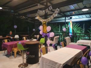 Posezení v ubytování D Sanctum Resort + 37 fotografií