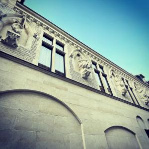 Fotografia z galérie ubytovania l'Hôtel des Ventes Reims Chativesle v destinácii Reims
