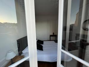 Fotografia z galérie ubytovania l'Hôtel des Ventes Reims Chativesle v destinácii Reims