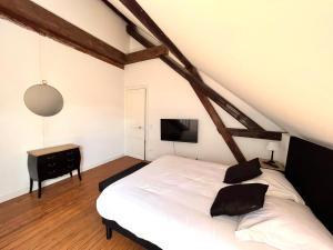 Fotografia z galérie ubytovania l'Hôtel des Ventes Reims Chativesle v destinácii Reims