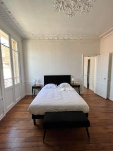 Fotografia z galérie ubytovania l'Hôtel des Ventes Reims Chativesle v destinácii Reims