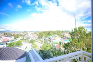 Balkón nebo terasa v ubytování Rose Valley Hotel Da Lat Vietnam