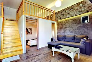 Posedenie v ubytovaní Vlycha Beach Apartments