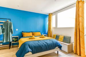 Posteľ alebo postele v izbe v ubytovaní Narbnb - EDEN SUITE - Jacuzzi - Parking - Clim