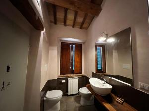 Kylpyhuone majoituspaikassa Il Vicoletto di BIBI - B&B