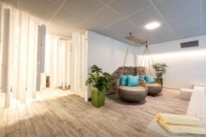 Posedenie v ubytovaní Alpenhotel DAS KÜREN