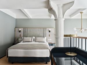 Łóżko lub łóżka w pokoju w obiekcie Hotel Altus Palace - Destigo Hotels