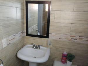 Vannituba majutusasutuses Dominican Suite 1, Incredible Suite/Studio (DS1)