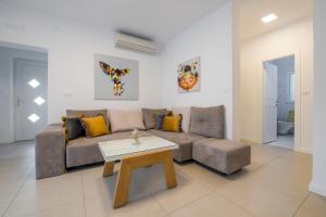 Posezení v ubytování New Deluxe jacuzzi apartment Ana