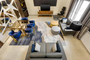 Ruang duduk di The Art Hotel