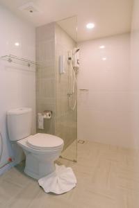 Koupelna v ubytování วัน บัดเจท เชียงราย ซอยสวรรค์ One Budget Hotel Chiangrai Soi Sawan